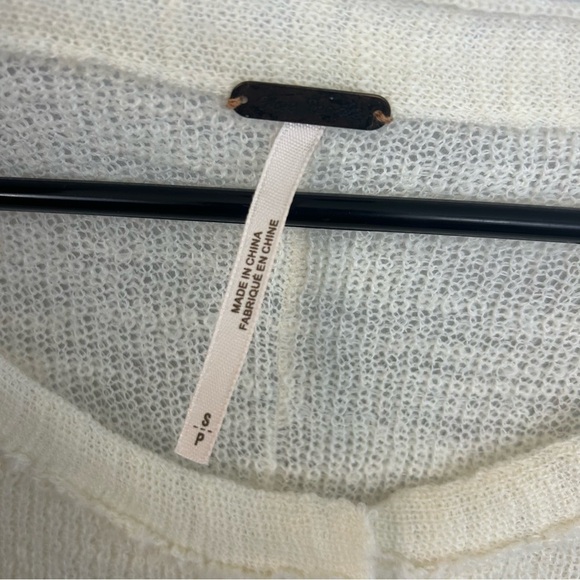 Free People Mountain Song Cream/Ivory Pullover Lightweight Half Button Sweater S - Picture 6 of 12
